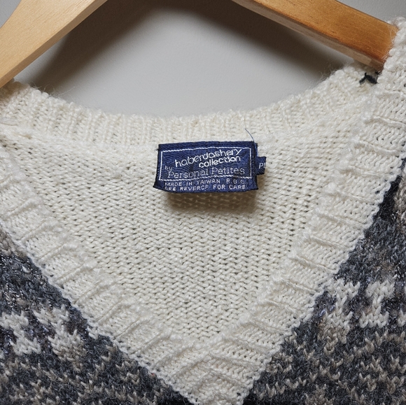 Haberdashery collection by personal VIntage Sweater Vest Petite Large Fairisle - Picture 5 of 16